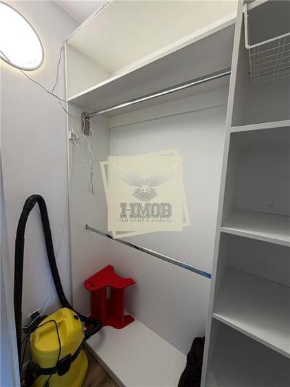 Apartament cu 4 camere decomandat în Piața Cluj
