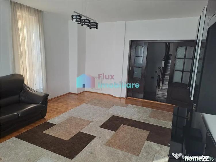 Casă cu 6 camere cu Teren 300 Mp în Burdujeni