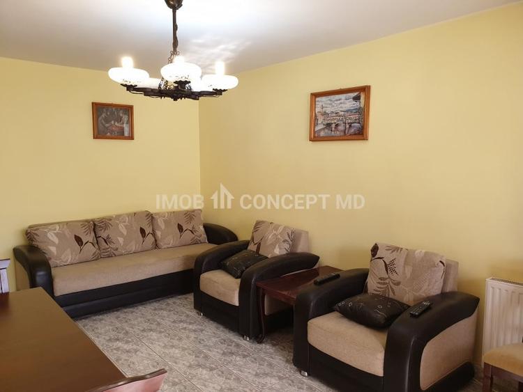 Apartament cu 3 camere decomandat, mobilat în Republicii