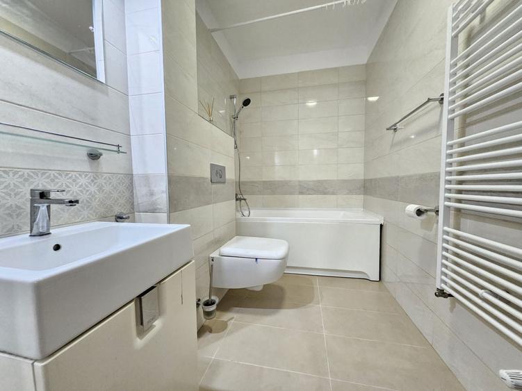 Apartament cu 2 camere semidecomandat, mobilat în Bună Ziua