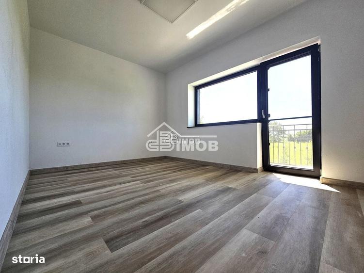 Spațiu comercial, de 280 mp, în Valea