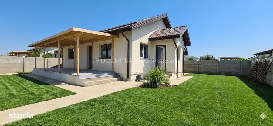Casa 95m2 cu 3 Camere pe Parter, in Clinceni, utilitati complete
