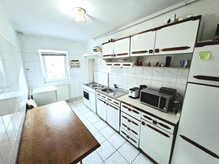4 camere | 86 mp | Etaj 2 | Vedere sudică | Cartierul Măgurii Codlea - 5