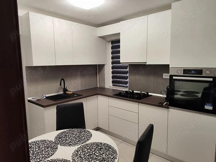 Apartament cu 2 camere decomandat în Traian