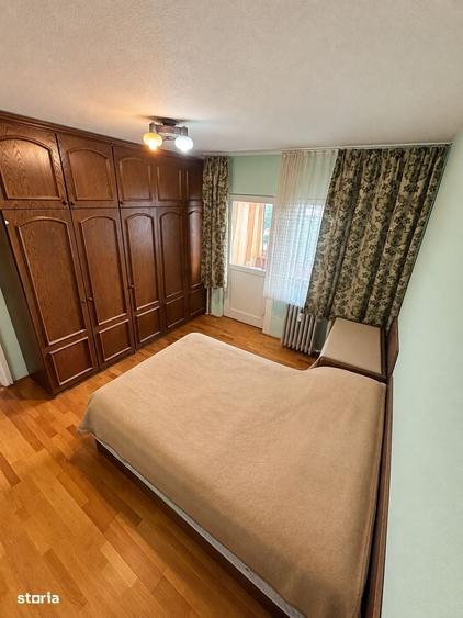 Apartament cu 3 camere decomandat în Central
