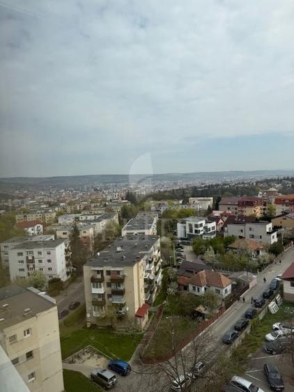 Apartament cu 2 camere semidecomandat, mobilat în Zorilor