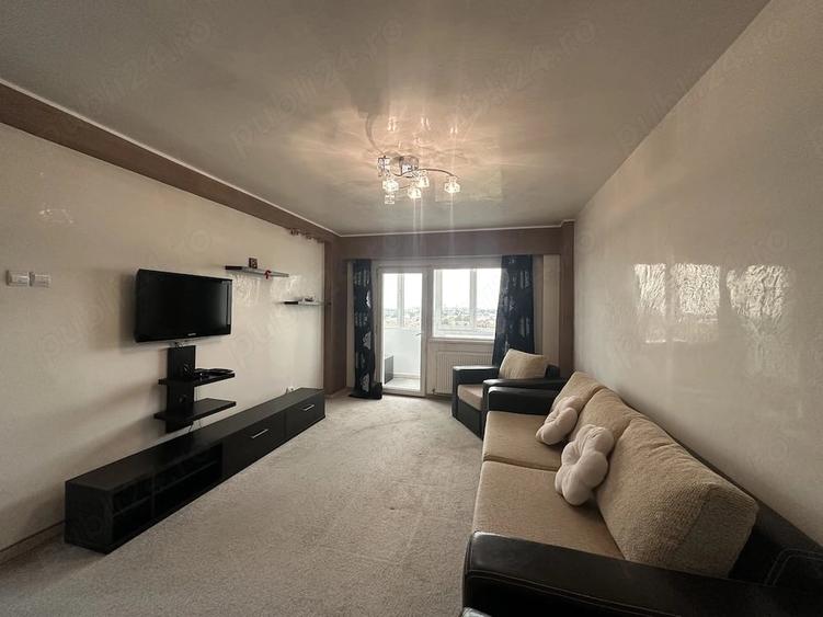 Apartament cu 2 camere decomandat în Republicii