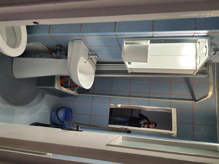 Apartament cu 3 camere semidecomandat în Autogară