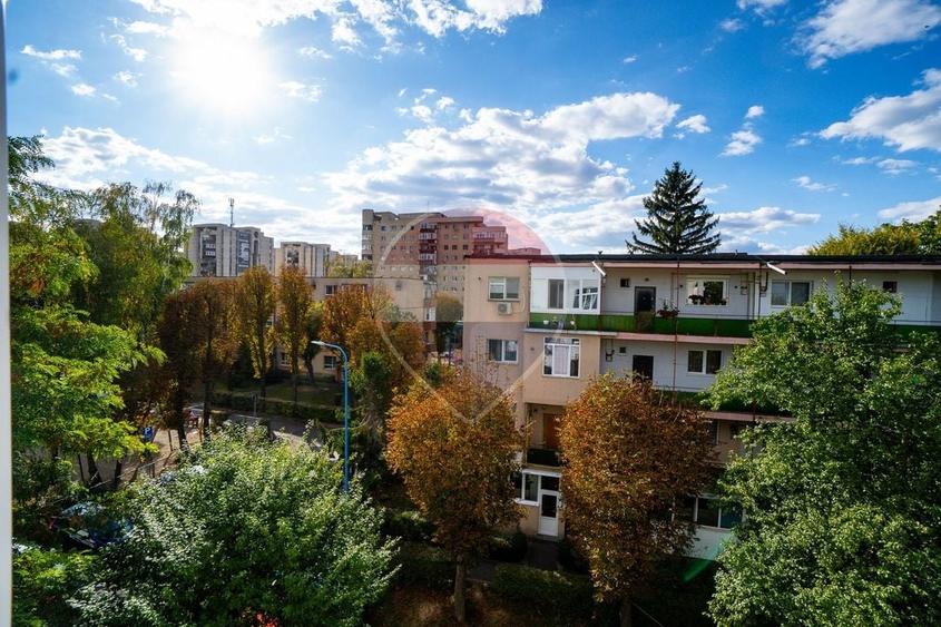 Apartament cu 2 camere decomandat în Centrul Civic