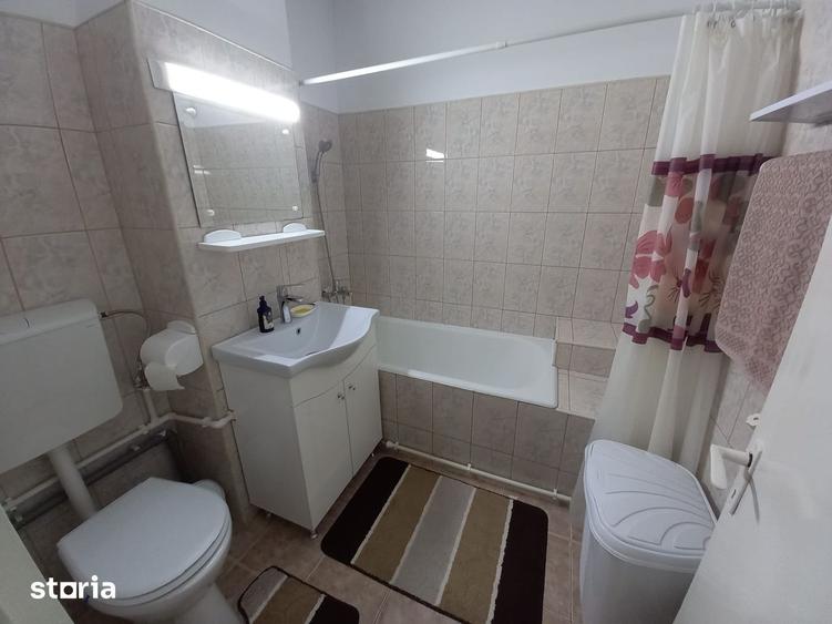 Apartament cu 2 camere decomandat, mobilat în Dacia