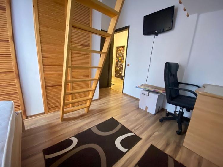 Apartament cu 2 camere decomandat în Central