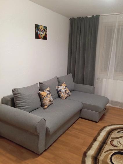 Apartament cu 2 camere semidecomandat în Cina