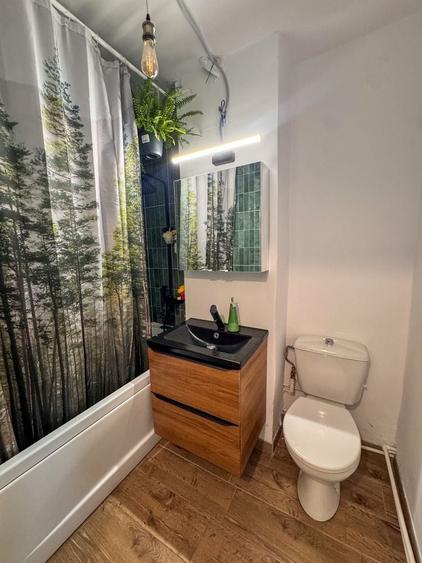 Apartament cu 2 camere semidecomandat în Micro 4