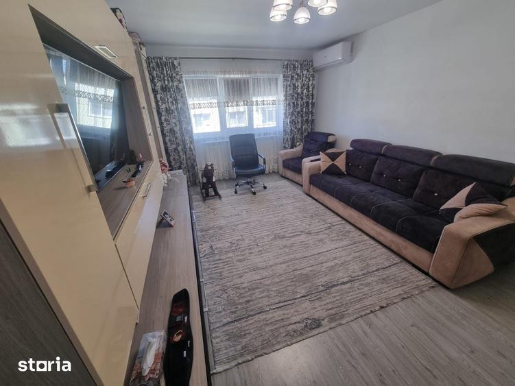 Apartament cu 3 camere decomandat în Ultracentral