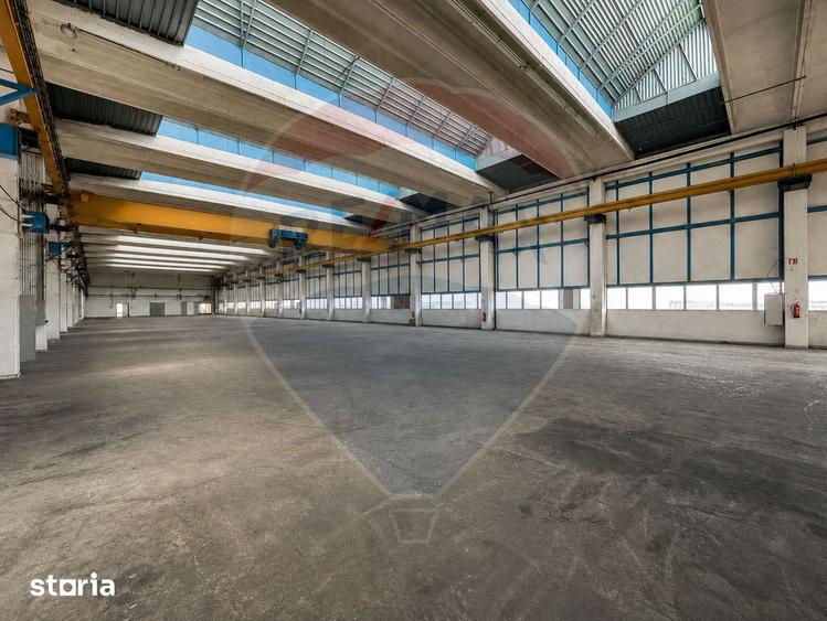 Spațiu comercial, de 3,716 mp, în Central
