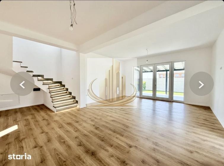 Duplex cu 5 camere cu Canalizare în Moșnița Nouă