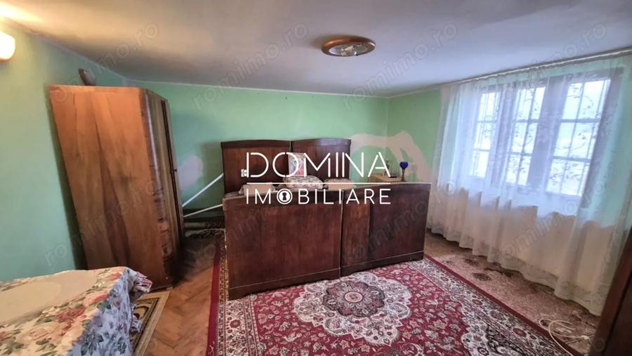 Casă cu 3 camere cu Teren 4000 Mp în Scoarța