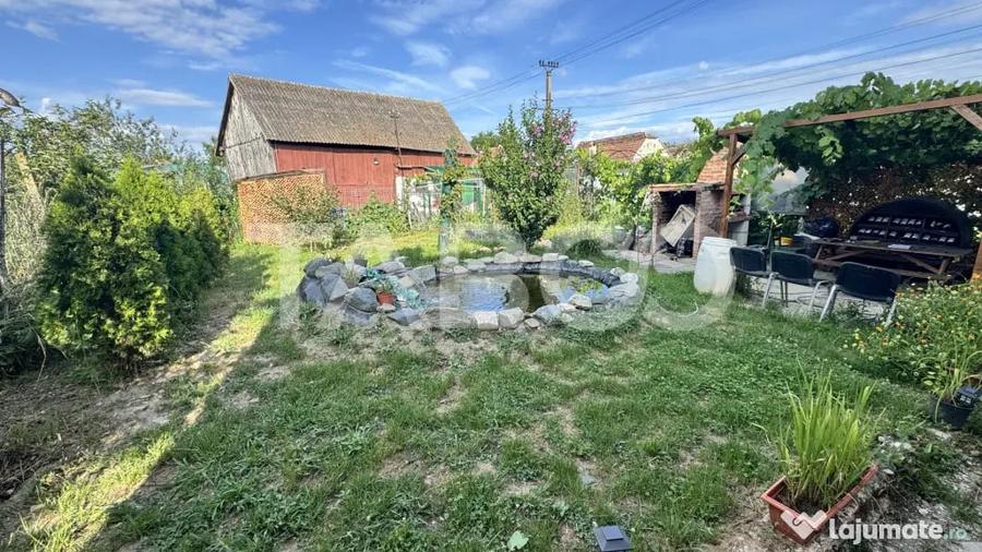 Casă cu 3 camere cu Teren 500 Mp în Cornățel