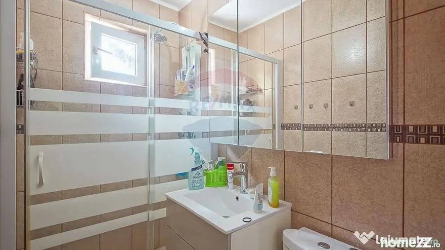 Apartament cu 2 camere decomandat în Electroprecizia