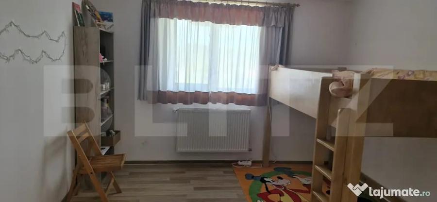 Casă cu 2 camere cu Teren 1000 Mp în Central