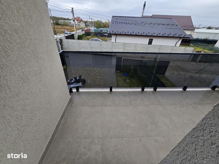 Casă cu 4 camere cu Teren 350 Mp în Central