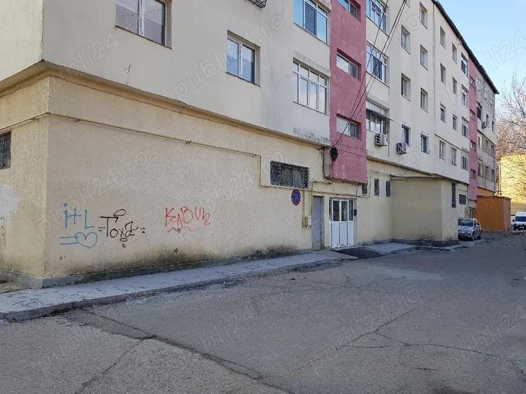 Spațiu comercial, de 442 mp, în Nord