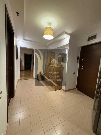 Apartament cu 3 camere semidecomandat în Titan