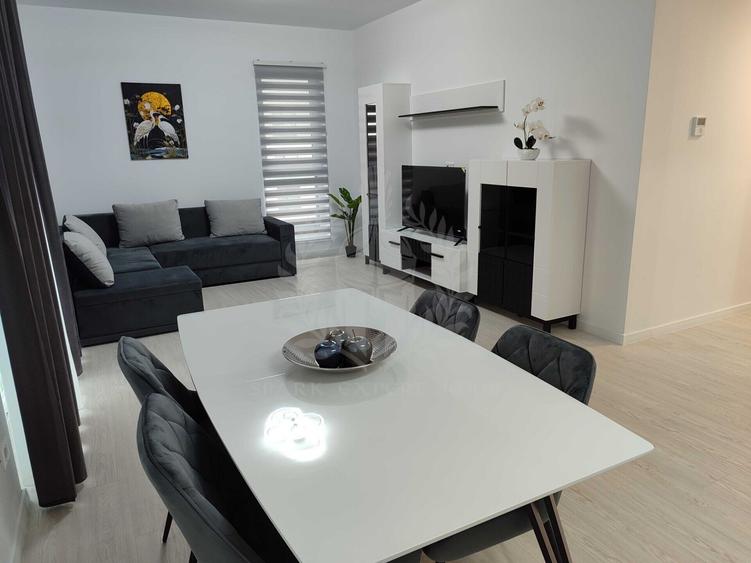 Apartament cu 3 camere decomandat, mobilat în Păulești