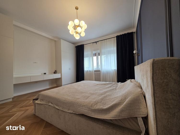 Apartament cu 3 camere în Victoriei