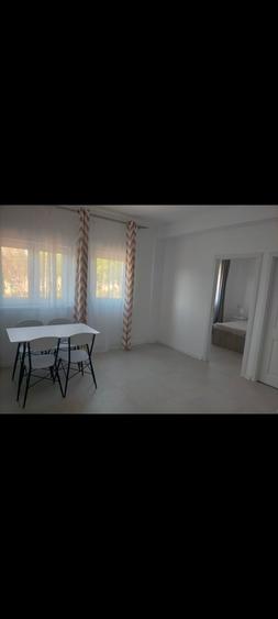 Apartament cu 2 camere decomandat în Valea Adâncă