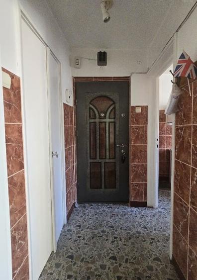 Apartament cu 2 camere semidecomandat, mobilat în Ultracentral