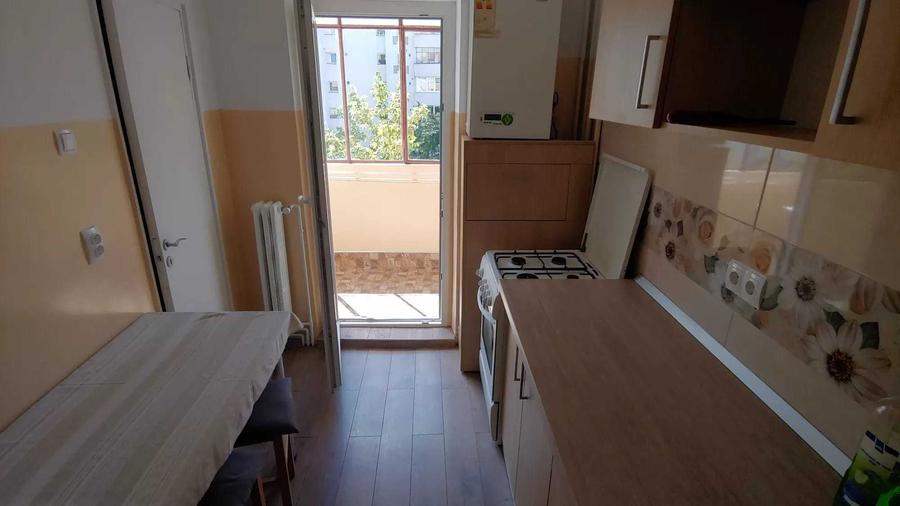 Apartament cu 2 camere decomandat în Florești