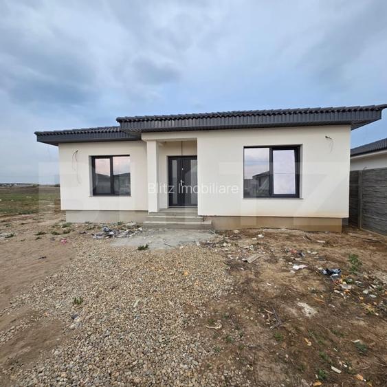 De vanzare casa Santandrei pe un singur nivel in spatele Primariei