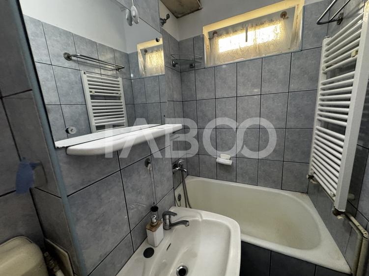 Apartament cu 2 camere nedecomandat, mobilat în Mihai Viteazul