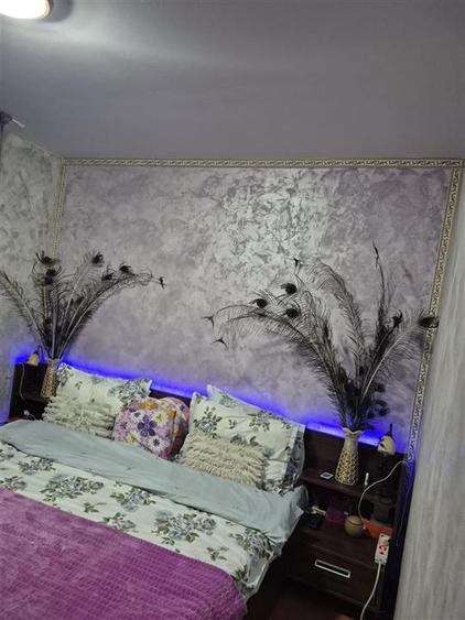 Apartament cu 3 camere semidecomandat, mobilat în Berceni