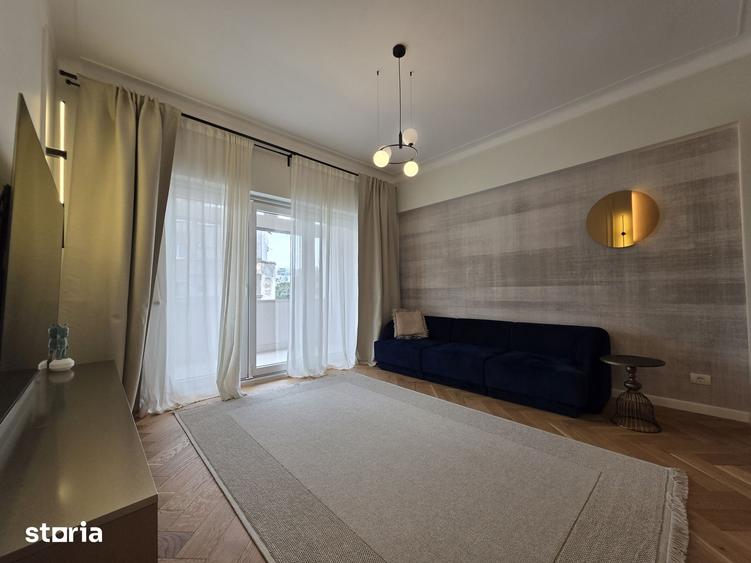 Apartament cu 3 camere în Victoriei