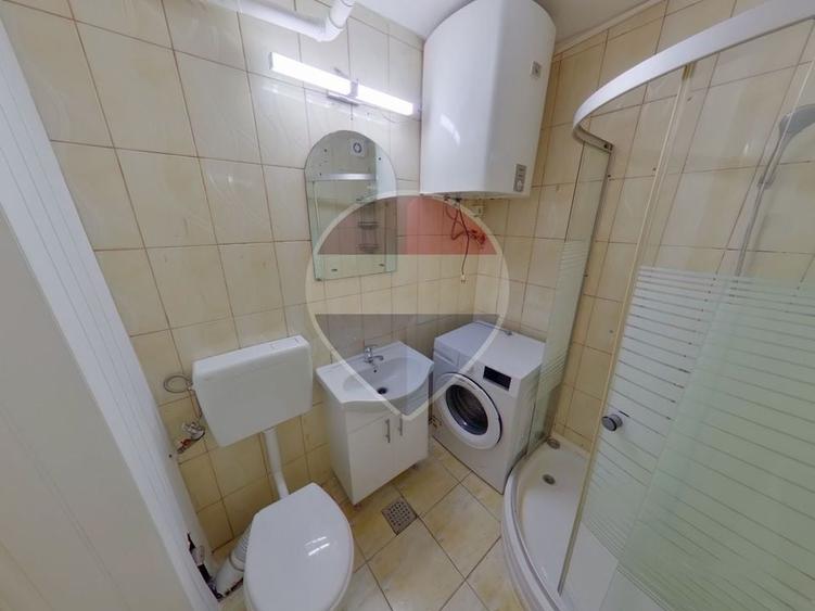 Apartament cu 2 camere decomandat, mobilat în Central