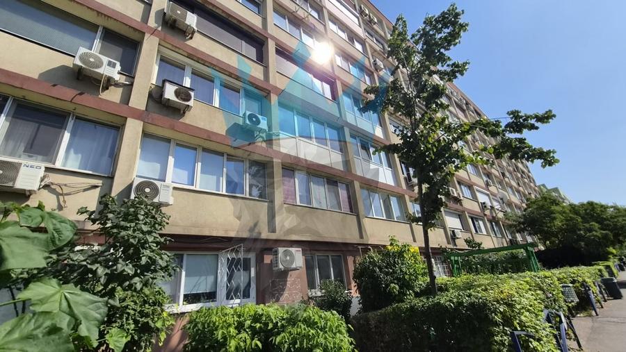 Apartament cu 2 camere decomandat, mobilat în Cantemir