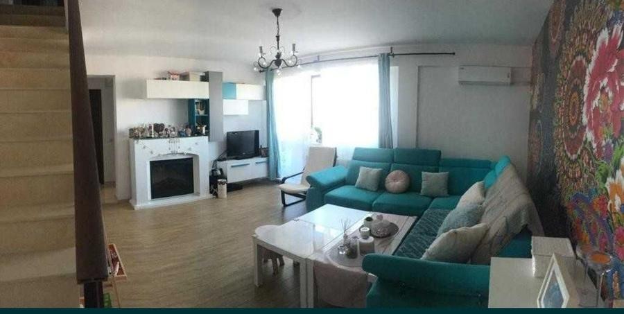 Apartament cu 2 camere decomandat, mobilat în Central