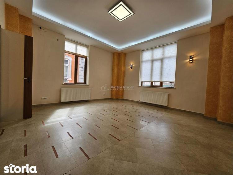 Casă cu 4 camere cu Teren 40 Mp în Cotroceni