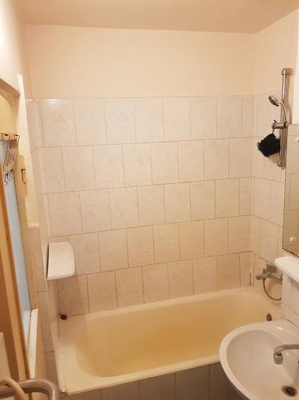 Apartament cu 2 camere decomandat în Complex Studențesc
