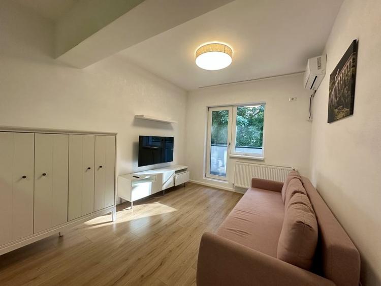 Apartament cu 2 camere decomandat în Păcii