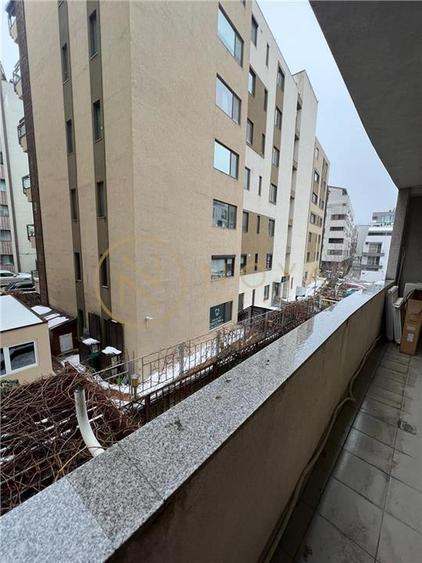 Apartament cu 2 camere decomandat, mobilat în Herăstrău