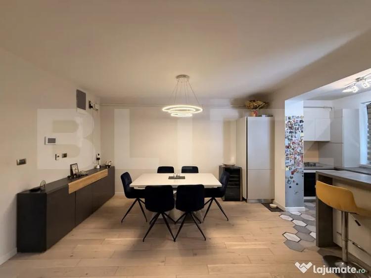 Apartament cu 4 camere decomandat în Ultracentral