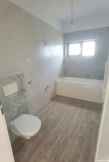 Casă cu 5 camere în Central