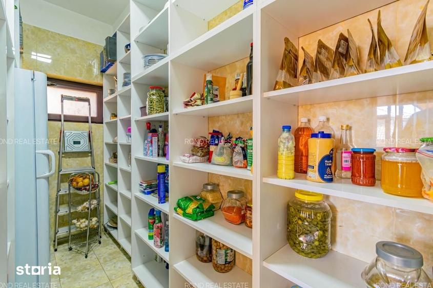 Casă cu 5 camere cu Teren 535 Mp în Corbeanca