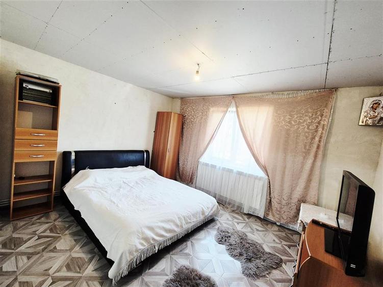 Casă individuală cu 5 camere cu Teren 1166 Mp în Țuțora