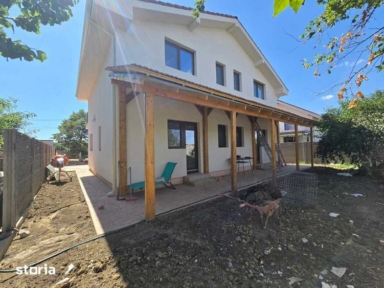 Vand Duplex compus din 2 apartamente in Albina jud.Timis - 1