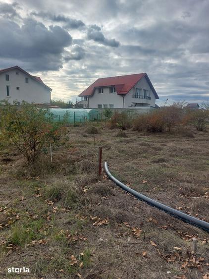 Teren de 520 mp, în Cornetu