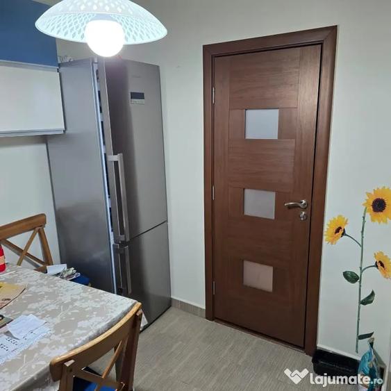 Apartament cu 3 camere decomandat în Ultracentral